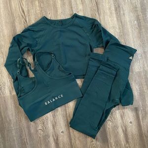 Balance Athletica Turquoise Set